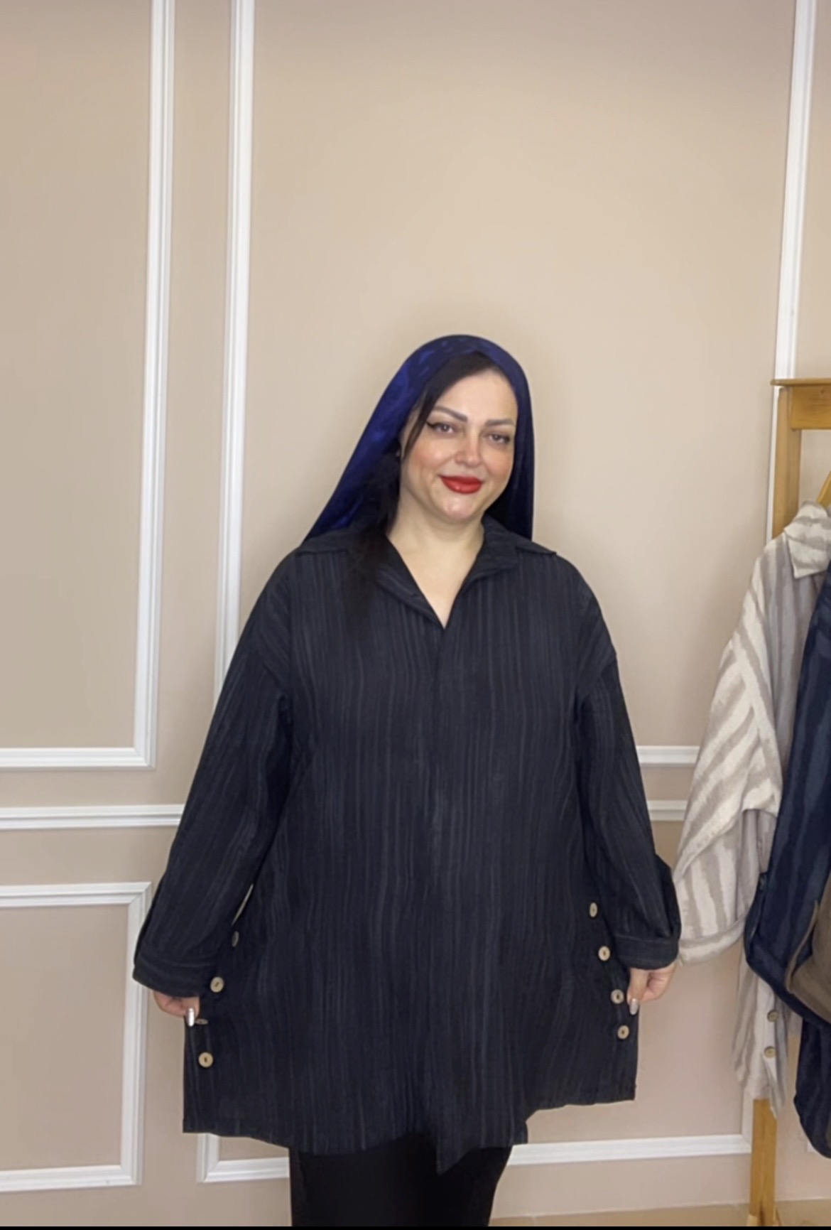 مانتو لینن سایز بزرگ خط عمودی کد ۱۳۱۴۱۵